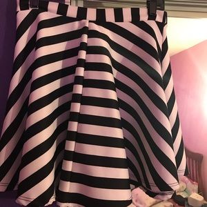 White and black striped skirt